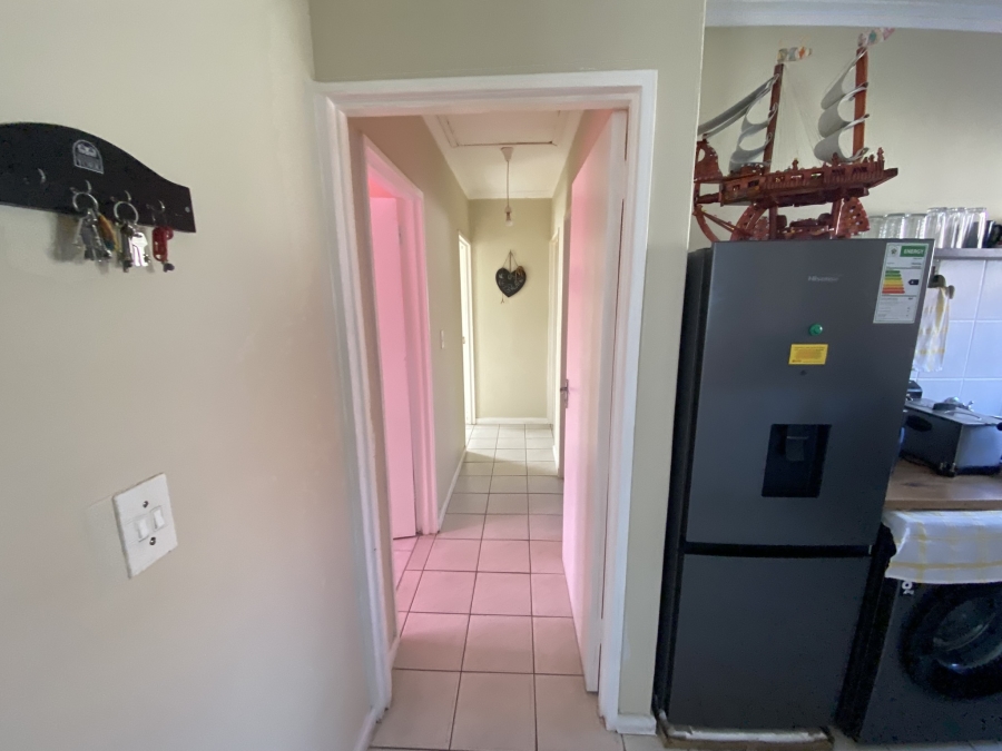 To Let 3 Bedroom Property for Rent in Muizenberg Western Cape